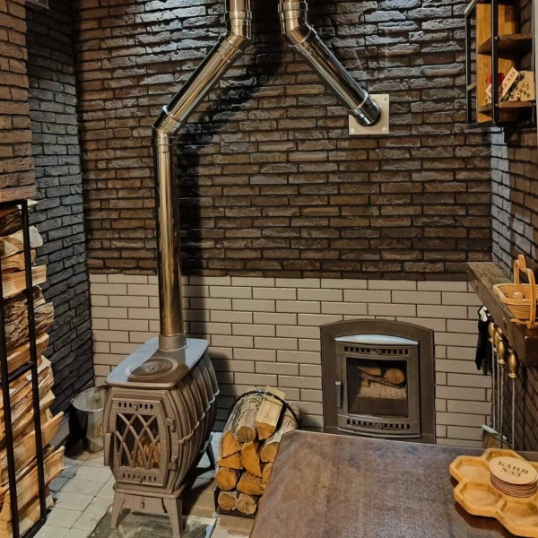 Печь- камин чугунный с плитой "Бахта"  ПроМеталл