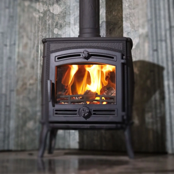 Печь-камин чугунный  "Маэстро II" ПроМеталл