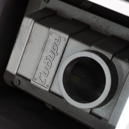 Чугунная печь для бани Сибирь 24 кожух, универсальная дверца